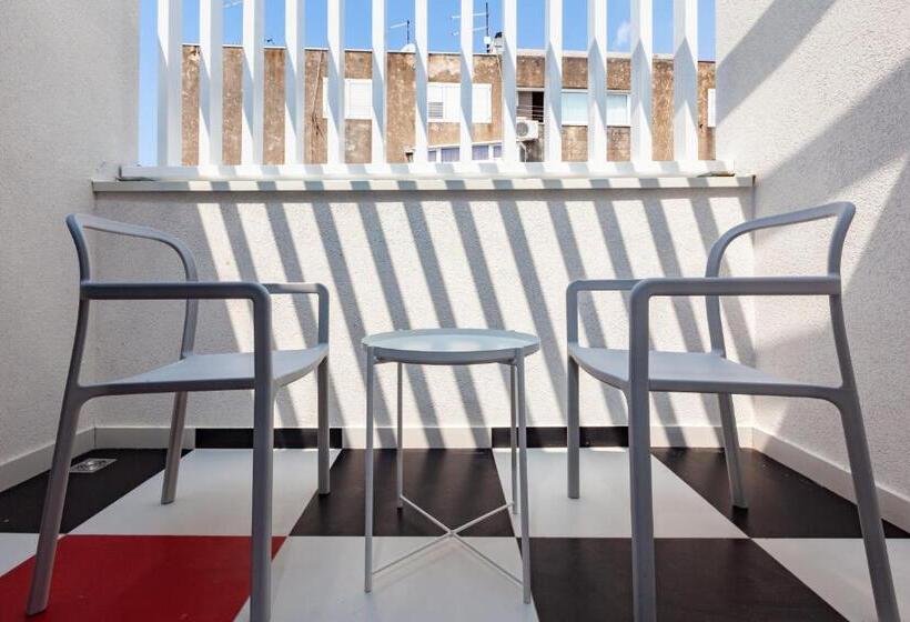 Номер Deluxe с Балконом, Subtub Hostel Makarska