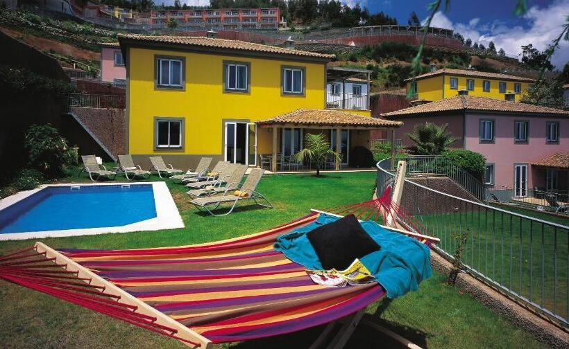 Вилла 4 Спальни, Village Cabo Girao