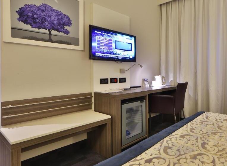 اتاق استاندارد یک نفره, Best Western Plus Borgolecco