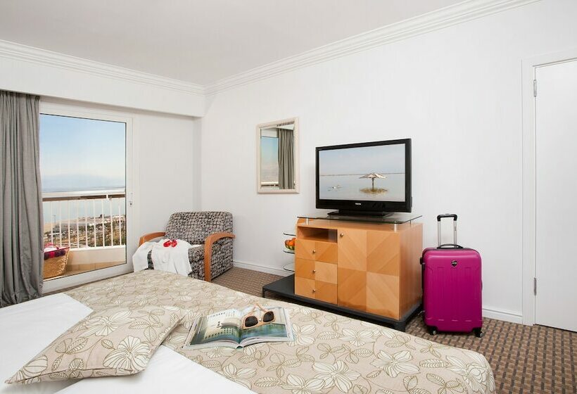 Habitación Deluxe Vista Piscina, David Dead Sea Resort & Spa