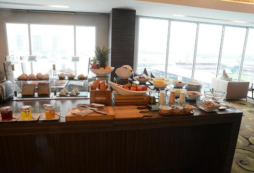 Номер Executive Кровать Кинг, Novotel Bangkok Impact