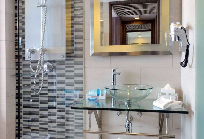 Номер Executive, Novotel Bangkok Impact