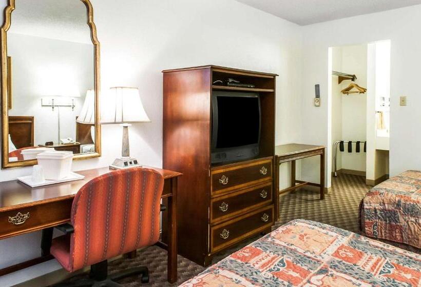 Номер Стандарт 2 Двуспальные Кровати, Econo Lodge