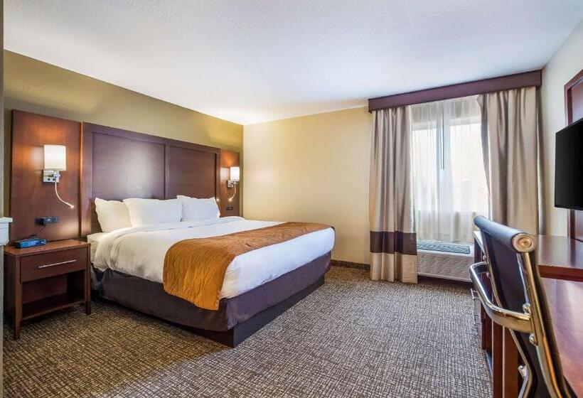 Люкс Адаптированный для Инвалидов, Comfort Inn & Suites Fairborn Near Wright Patterson Afb