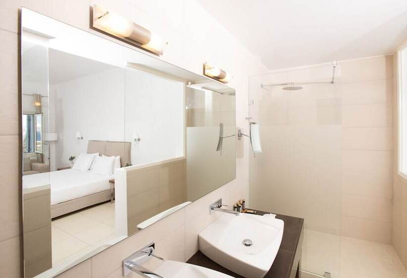 سوییت با چشم‌انداز دریا, Delight Boutique Hotel   Small Luxury Hotels Of The World