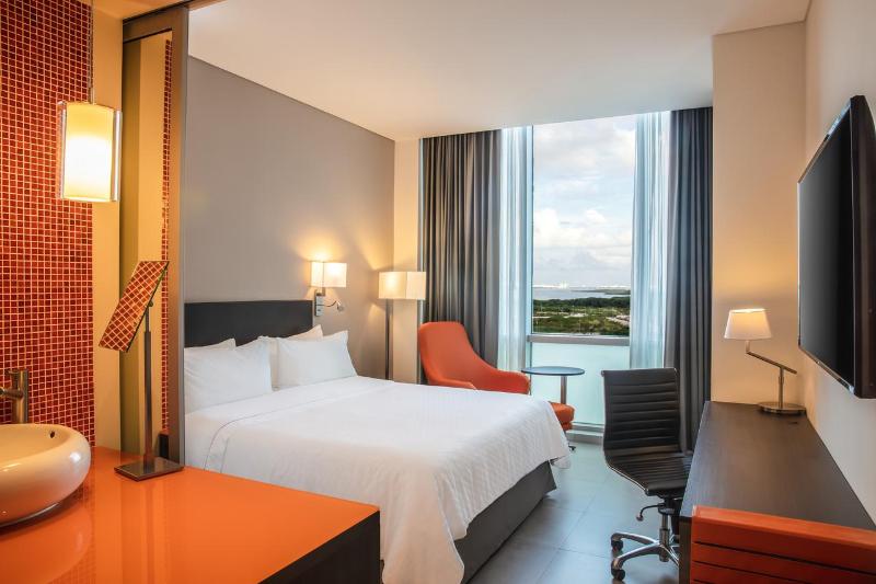 Номер Superior Кровать Кинг, Fiesta Inn Cancun Las Americas
