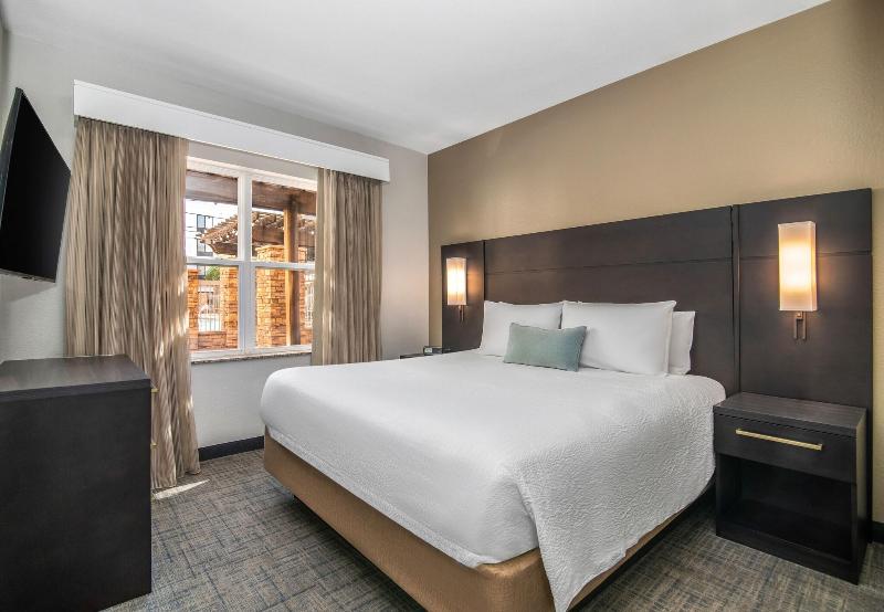 Люкс, Residence Inn Phoenix Glendale Sports & Entertainment District