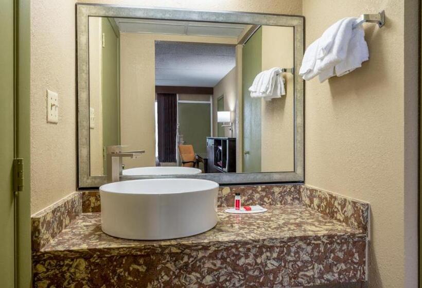 Стандартный Номер Кровать Кинг, Super 8 By Wyndham Perrysburg Toledo
