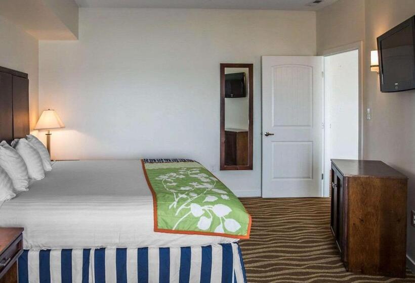 Люкс Кровать Кинг, Island Inn & Suites, Ascend Hotel Collection