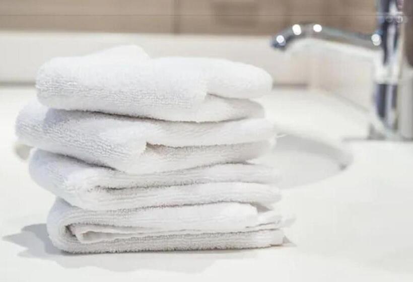 Люкс, Island Inn & Suites, Ascend Hotel Collection