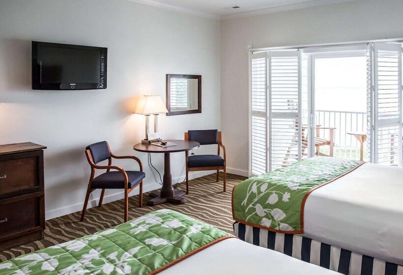 Номер Стандарт, Island Inn & Suites, Ascend Hotel Collection