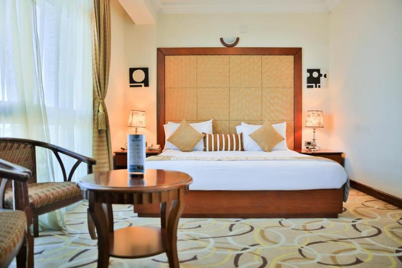 سوییت جونیور, Swiss Inn Nexus
