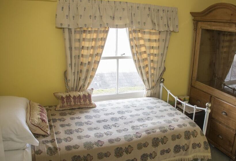 Номер Стандарт Индивидуальный, Albert & Victoria Guest House