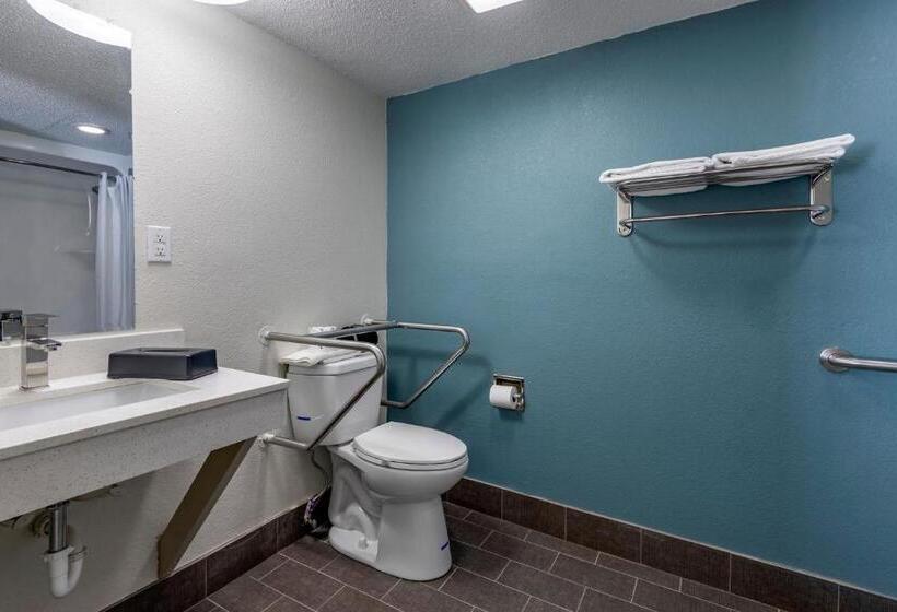 Номер Стандарт Адаптированный для Инвалидов, Sleep Inn  Salisbury I85