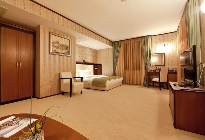 Полулюкс, Best Western Plus Bristol