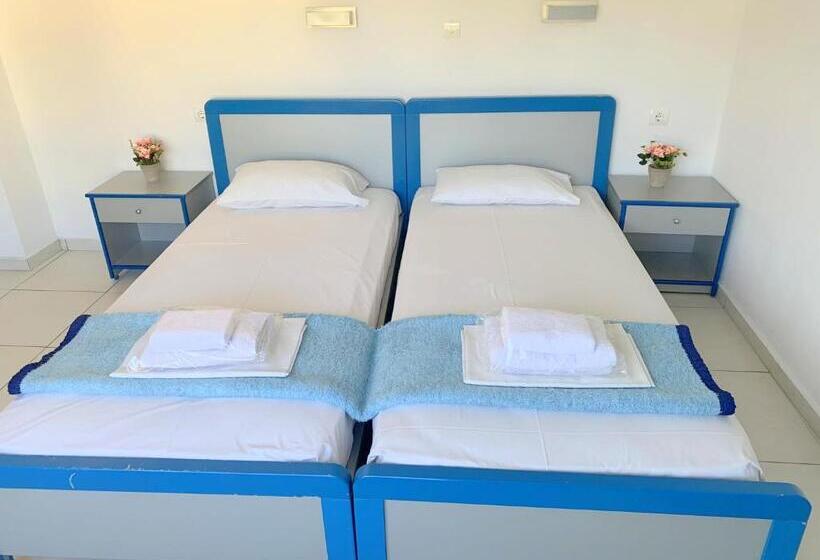 Студия Стандарт Вид на Город, Kassavetis Center   Hotel Studios & Apartments