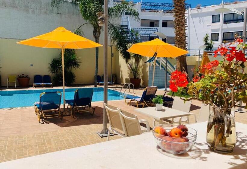 Апартаменты 1 Спальня Вид на Город, Kassavetis Center   Hotel Studios & Apartments