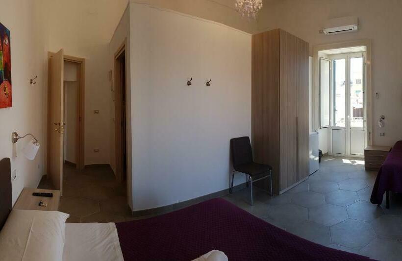 标准间带阳台, B&b Maricentro