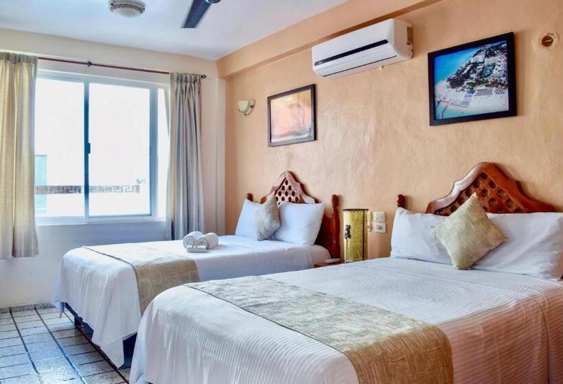 Junior Suite, & Restaurant Bucaneros, Isla Mujeres