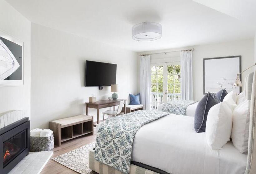 Номер Стандарт, Hideaway Santa Barbara, A Kirkwood Collection