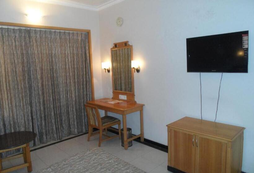디럭스 룸, Kalyan Residency