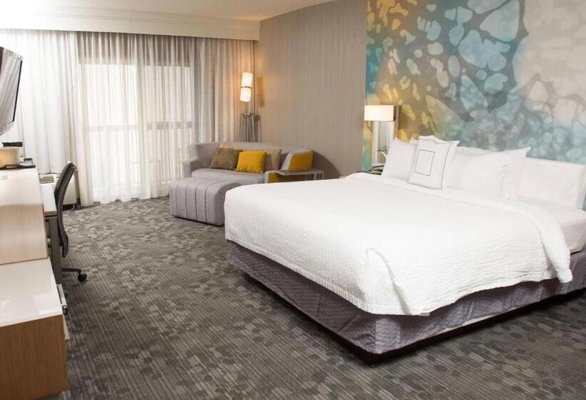 Стандартный Номер Кровать Кинг, Courtyard By Marriott Erie Ambassador Conference Center