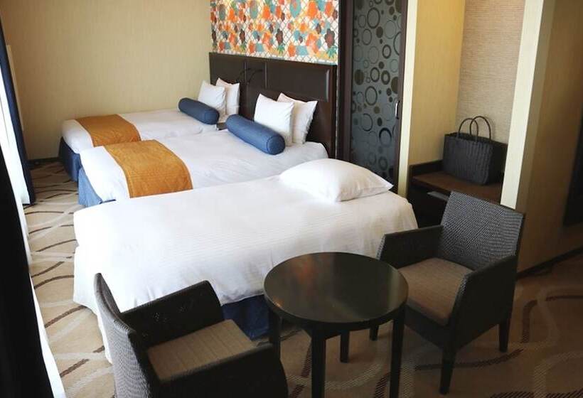 Номер Deluxe, Loisir Spa Tower Naha