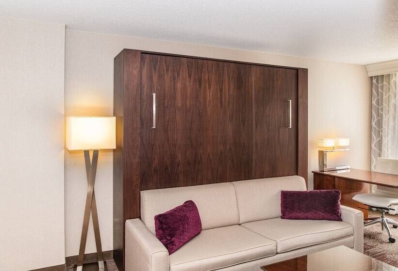 스위트 킹사이즈 침대, Chicago Marriott Suites Deerfield