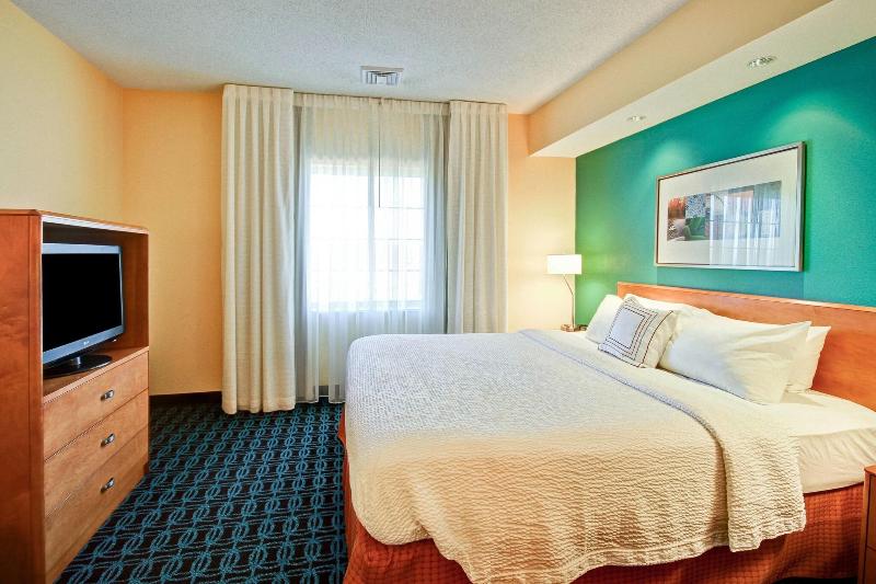 带大床的标准间, Fairfield Inn & Suites By Marriott Saratoga Malta