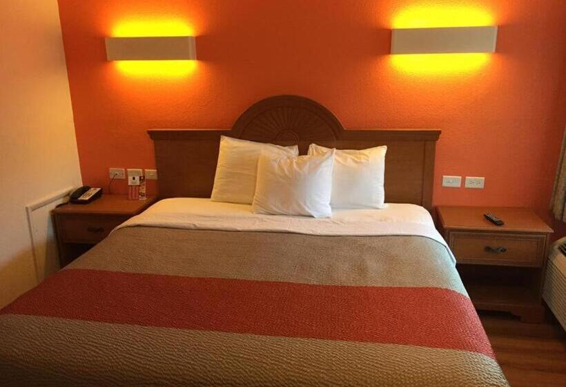 스탠다드 룸 킹사이즈 침대, Fairbridge Inn Express North Lima