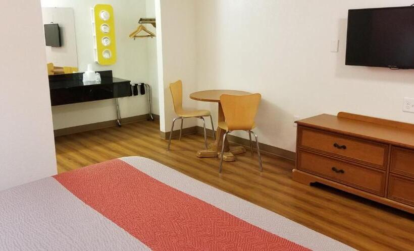 침실 2개 스위트, Fairbridge Inn Express North Lima