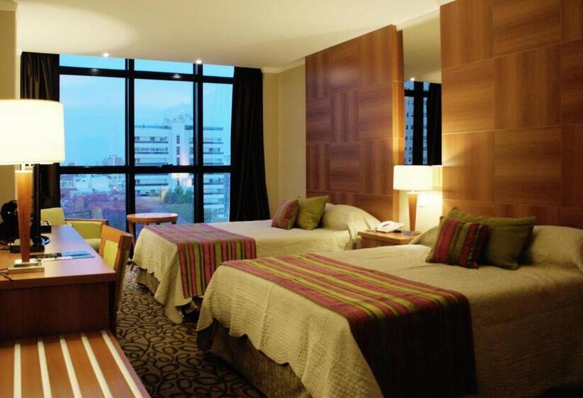 اتاق استاندارد با چشم‌انداز شهر, Turismo Hotel Casino