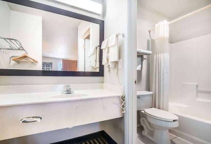 Люкс, Americas Best Value Inn New Braunfels