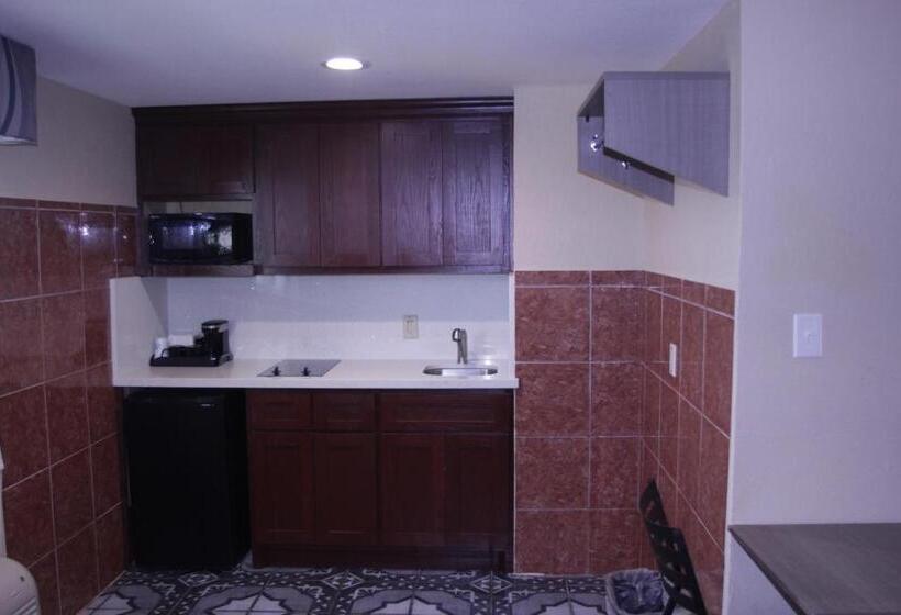 基本三人间, Americas Best Value Inn Port Aransas