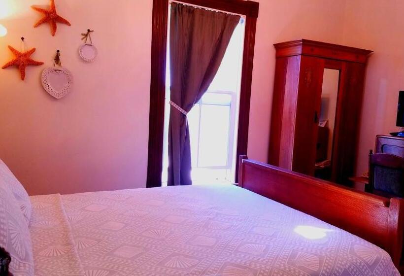 Quarto Estandar, Captain's Inn At Moss Landing