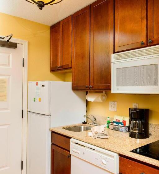 스탠다드 스튜디오, Towneplace Suites Bowie Town Center