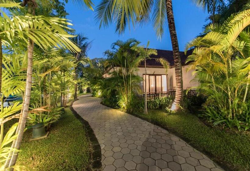 스탠다드 스튜디오, Palace Residence & Villa Siem Reap