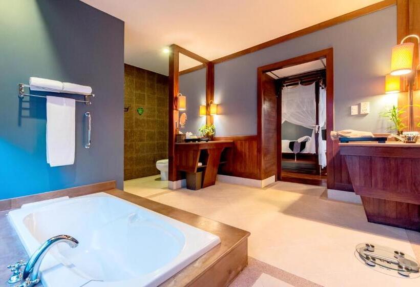 스탠다드 스튜디오, Palace Residence & Villa Siem Reap
