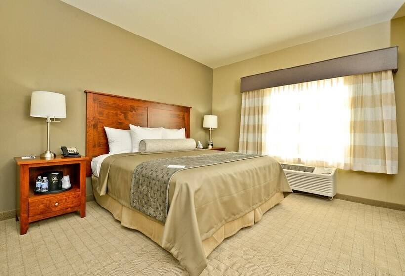 סוויטה, Green Mill Village Hotel & Suites, Bw Signature Collection