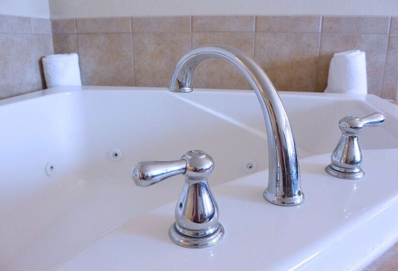 Люкс с гидромассажем, Country Inn & Suites By Radisson, Peoria North, Il