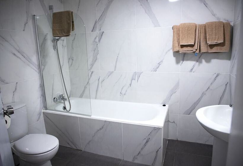آپارتمان اقتصادی دو خوابه, Sun Hall Beach Hotel Apartments