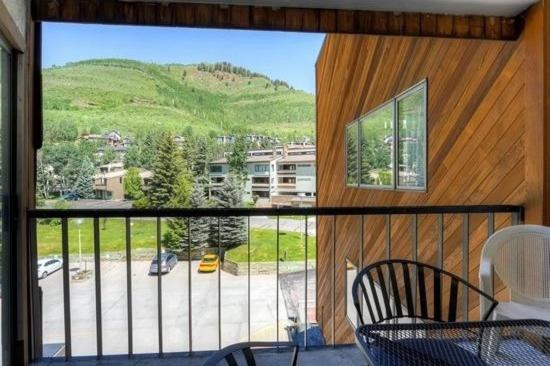 标准工作室, Vail Run Resort