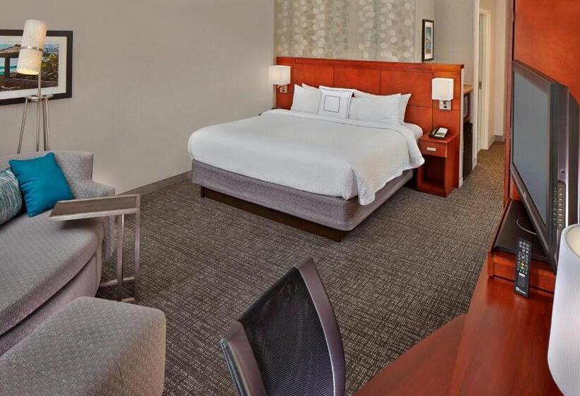 스탠다드 룸 킹사이즈 침대, Courtyard By Marriott Stuart