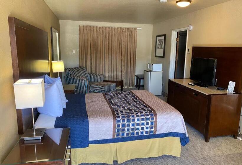 Номер Стандарт, Vino Inn & Suites