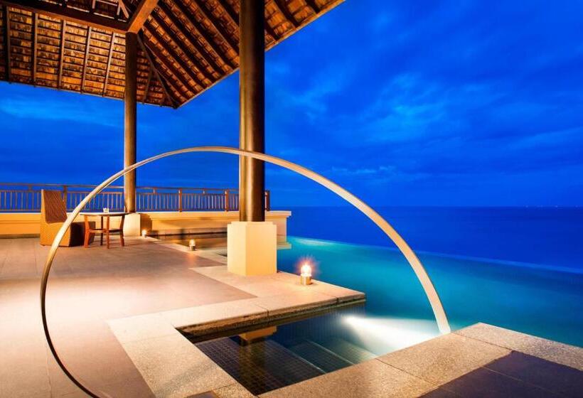 스위트 킹사이즈 침대, Vana Belle A Luxury Collection Resort Koh Samui