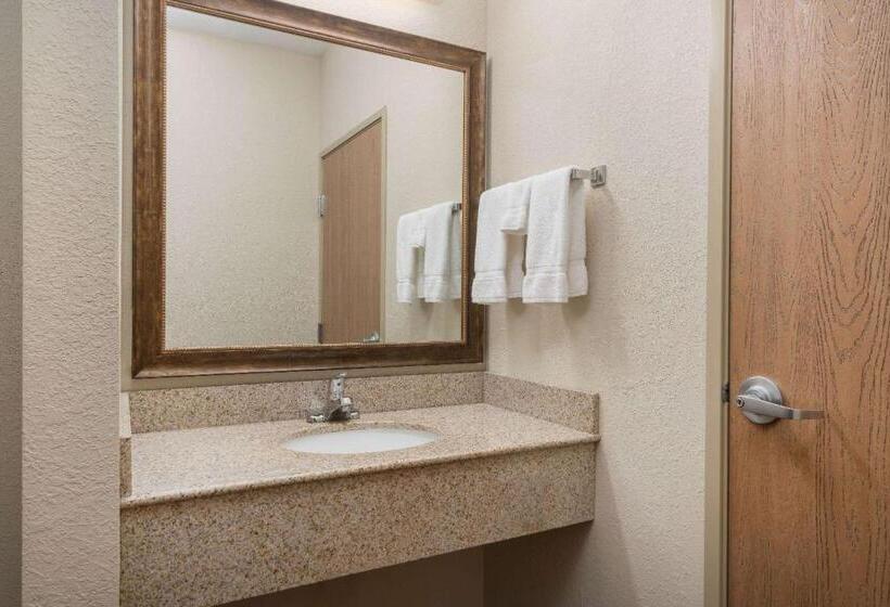 Стандартный Номер Кровать Кинг, Americinn By Wyndham Anamosa