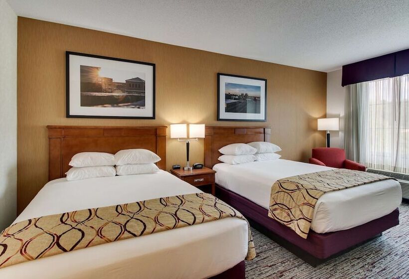 Номер Deluxe, Drury Inn & Suites Meridian