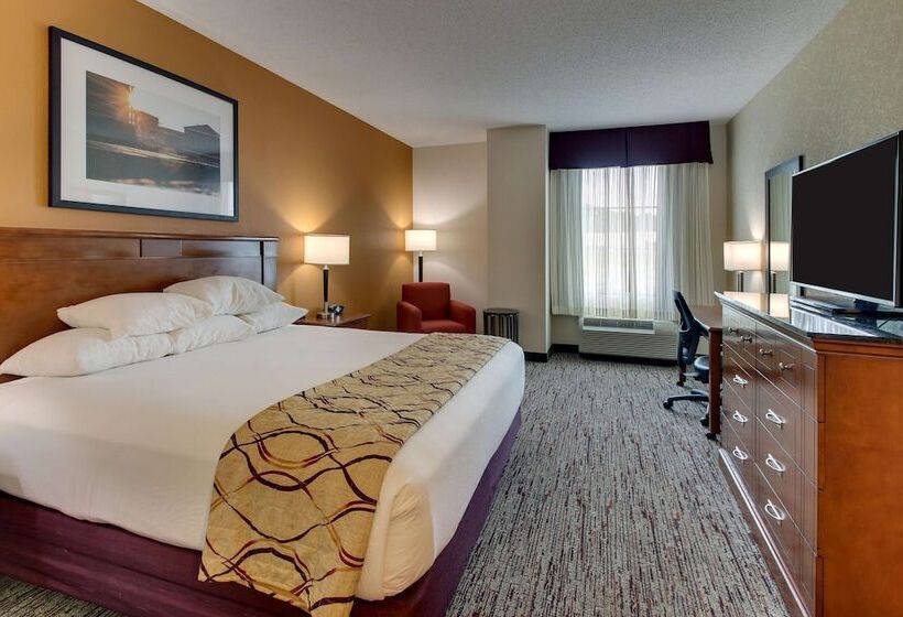 Номер Deluxe, Drury Inn & Suites Meridian