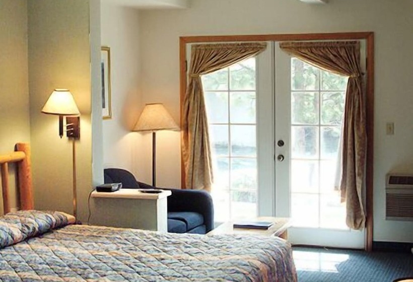 Номер Стандартный с Видом, Edgewater Inn Shady Cove
