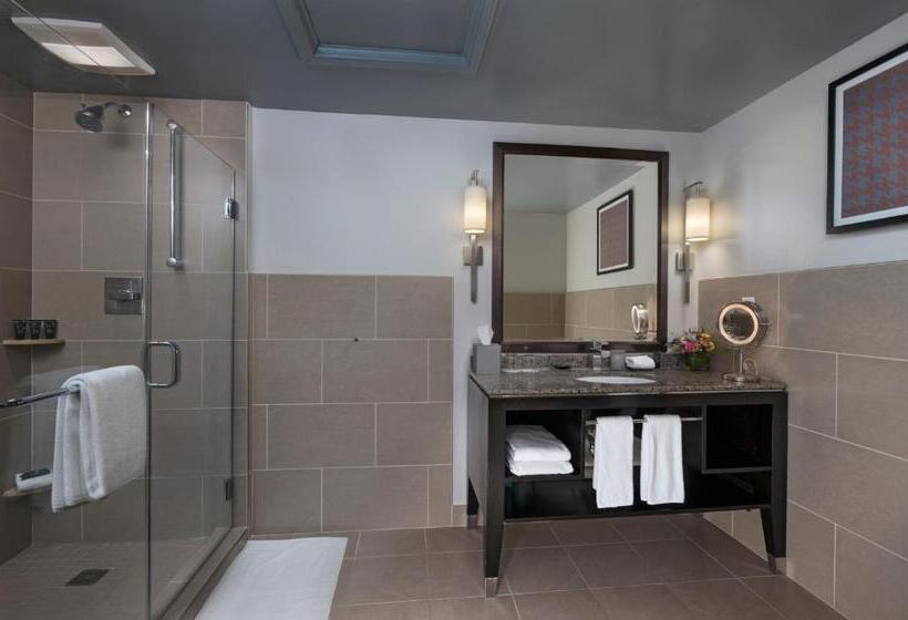 Люкс Повышенной Комфортности, Hyatt Centric The Woodlands